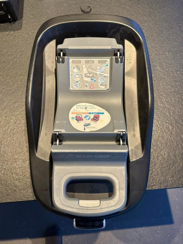 Familyfix base isofix, Ophalen of Verzenden, Zo goed als nieuw, Isofix