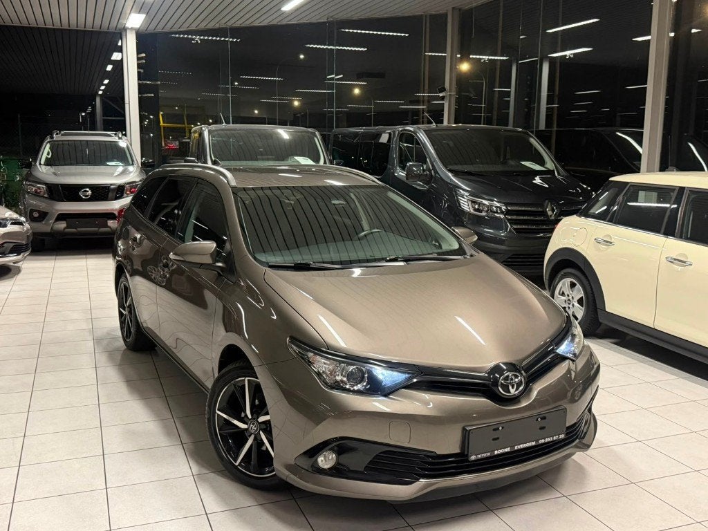 Toyota Auris 1.2i Essence 85kW Euro 6d-TEMP, Achat, Euro 6, Entreprise, https://public.car-pass.be/vhr/ddd7e95b-5956-4cbf-9ede-60d0dc1f7991