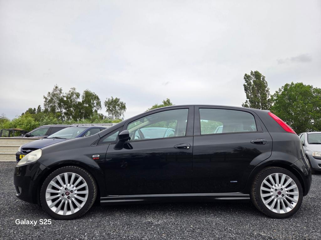 Fiat Punto 1400cc IN MOOI STAAT, Stof, Zwart, 4 cilinders, Bedrijf