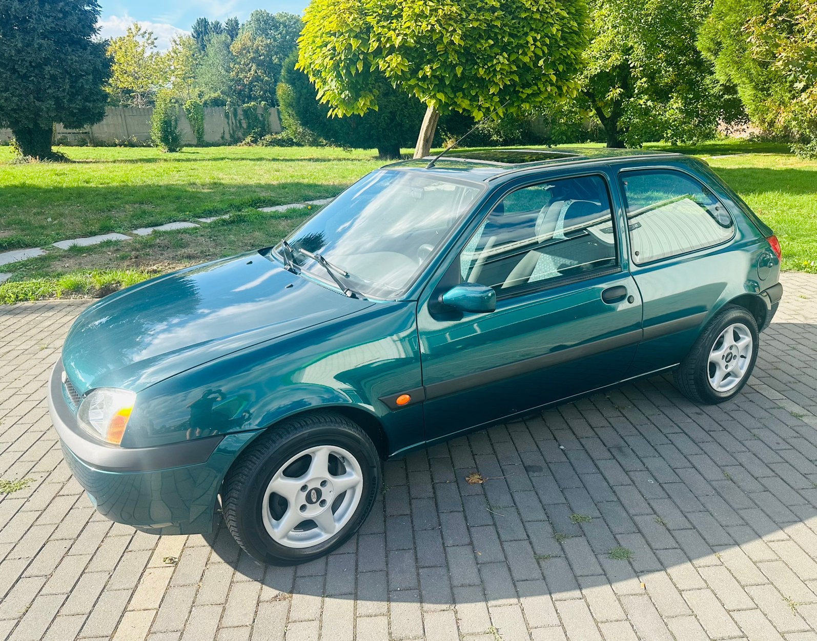 Prête à immatriculer premier propriétaire, 97 000 km, Autos, Achat, Particulier, Blanc, ABS