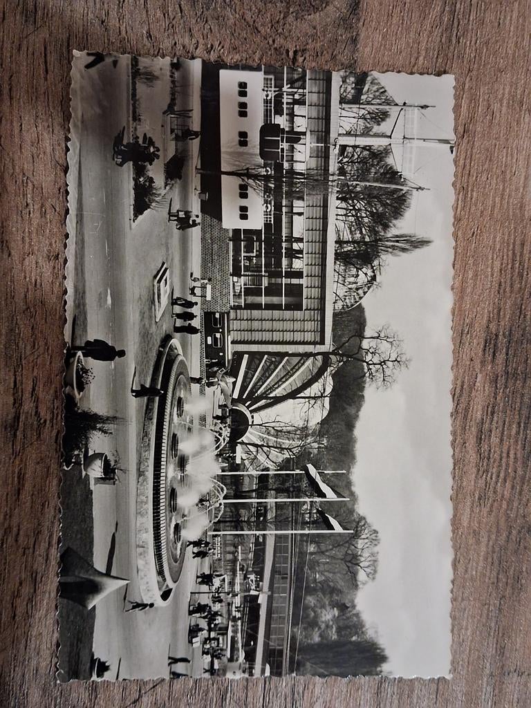 Expo 58 : Pavillon néerlandais, Envoi