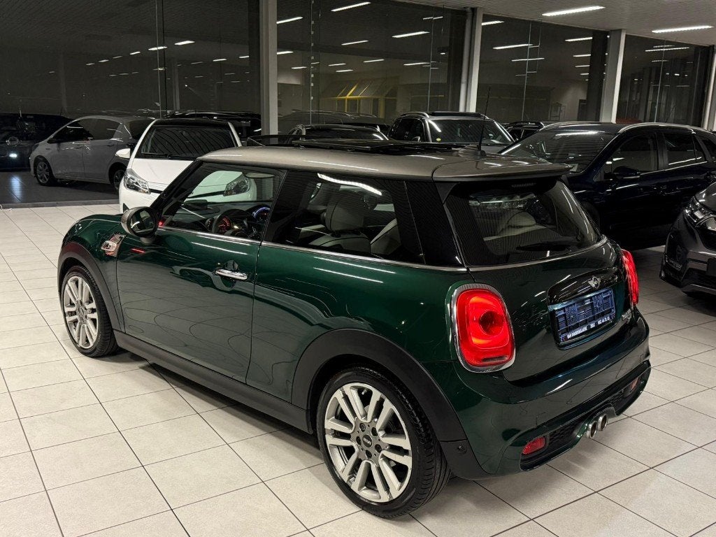 Mini Cooper SD 7 Seven 2.0D Automaat 125kW Euro 6b, Auto's, Automaat, Euro 6, Leder, Bedrijf
