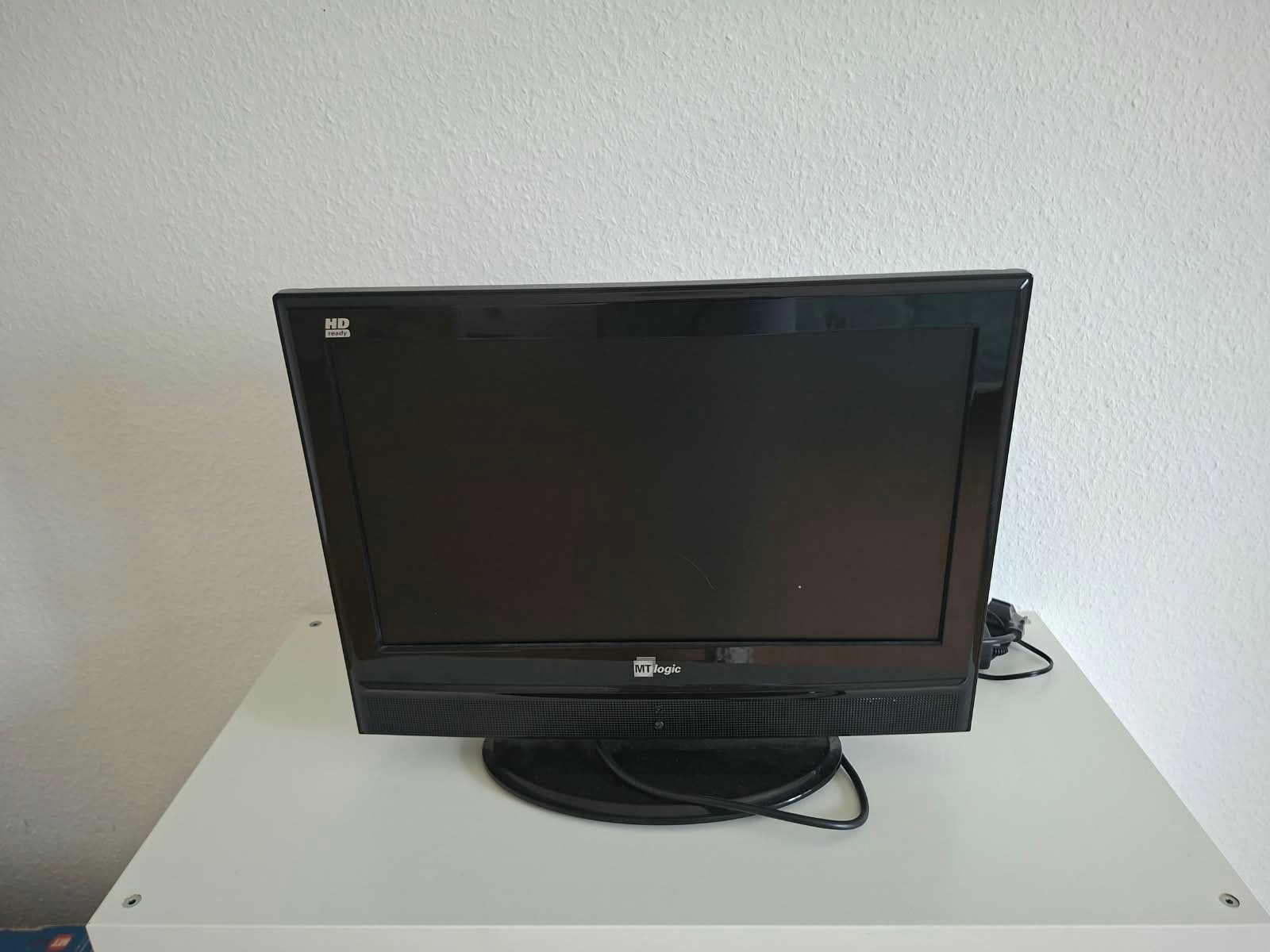 Tv met ingebouwde dvd speler, LCD, Zo goed als nieuw, 40 tot 60 cm, Ophalen