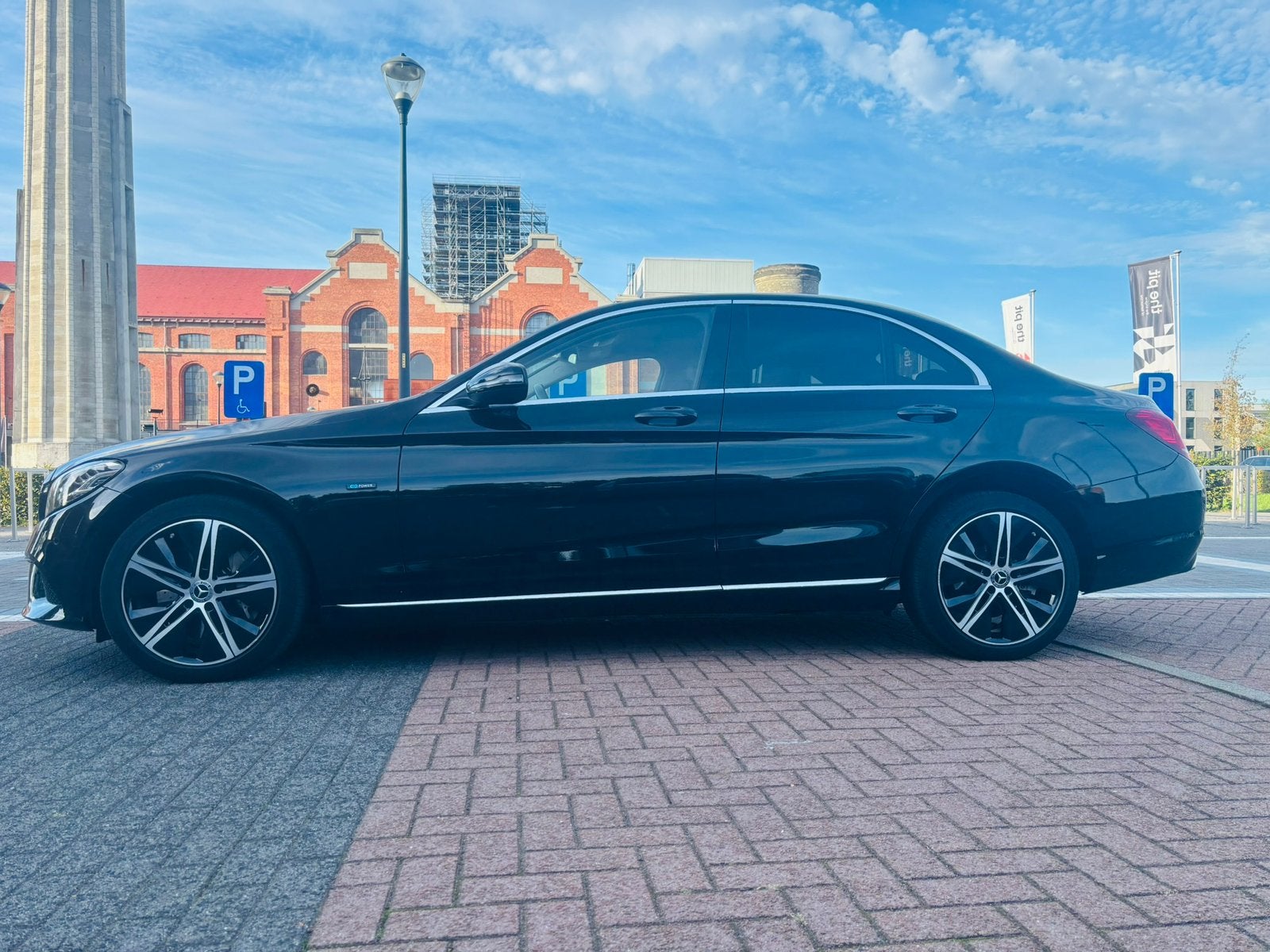Mercedes C 300 de PHEV Full option 2020, Autos, 143 kW, Euro 6, Entretenue par le concessionnaire, Noir