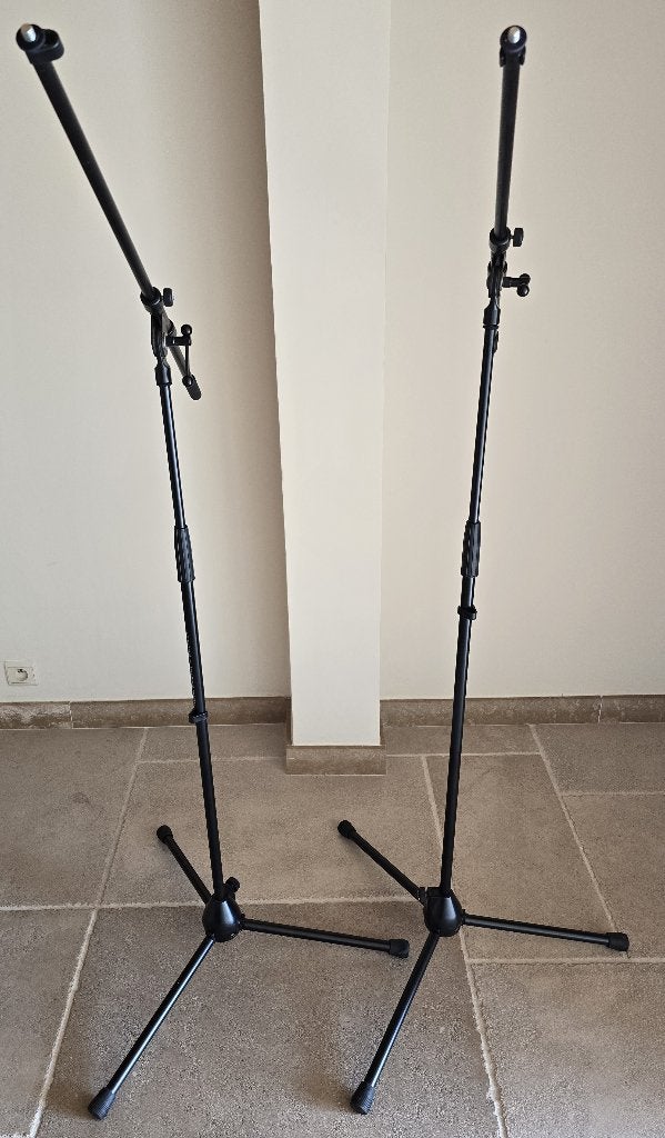 Set 2 x microfoonstatief K&M pro + audio kables NIEUW, Ophalen, Zo goed als nieuw, Instrumentmicrofoon