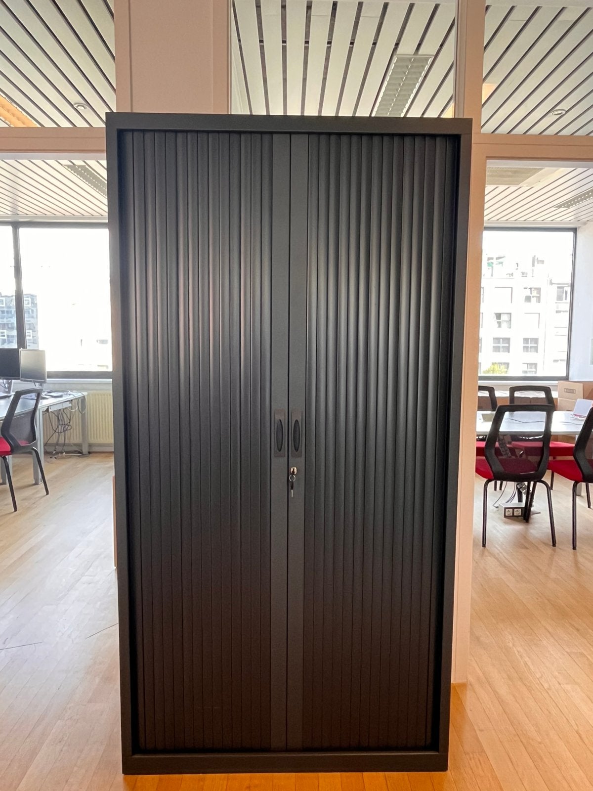 Hoge archiefkast Bulo, Huis en Inrichting, Kasten | Roldeurkasten en Archiefkasten, Ophalen, 50 tot 100 cm, Zo goed als nieuw