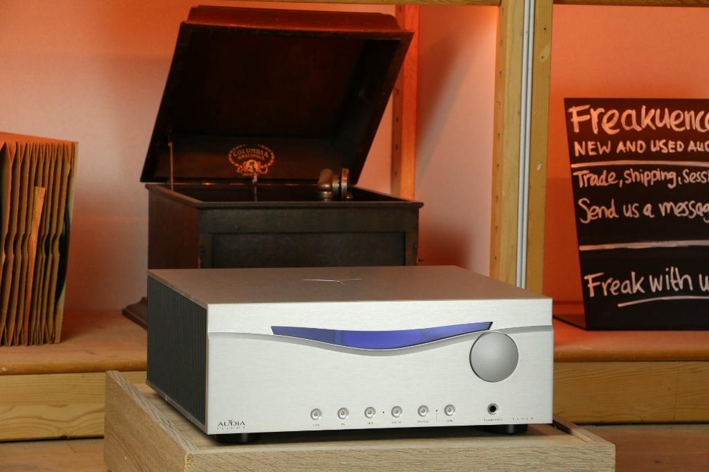 Audia Flight FLS10 / FLS 10 + Phono. TRADE.INRUIL Freaktip!, Audio, Tv en Foto, Versterkers en Ontvangers, Ophalen of Verzenden