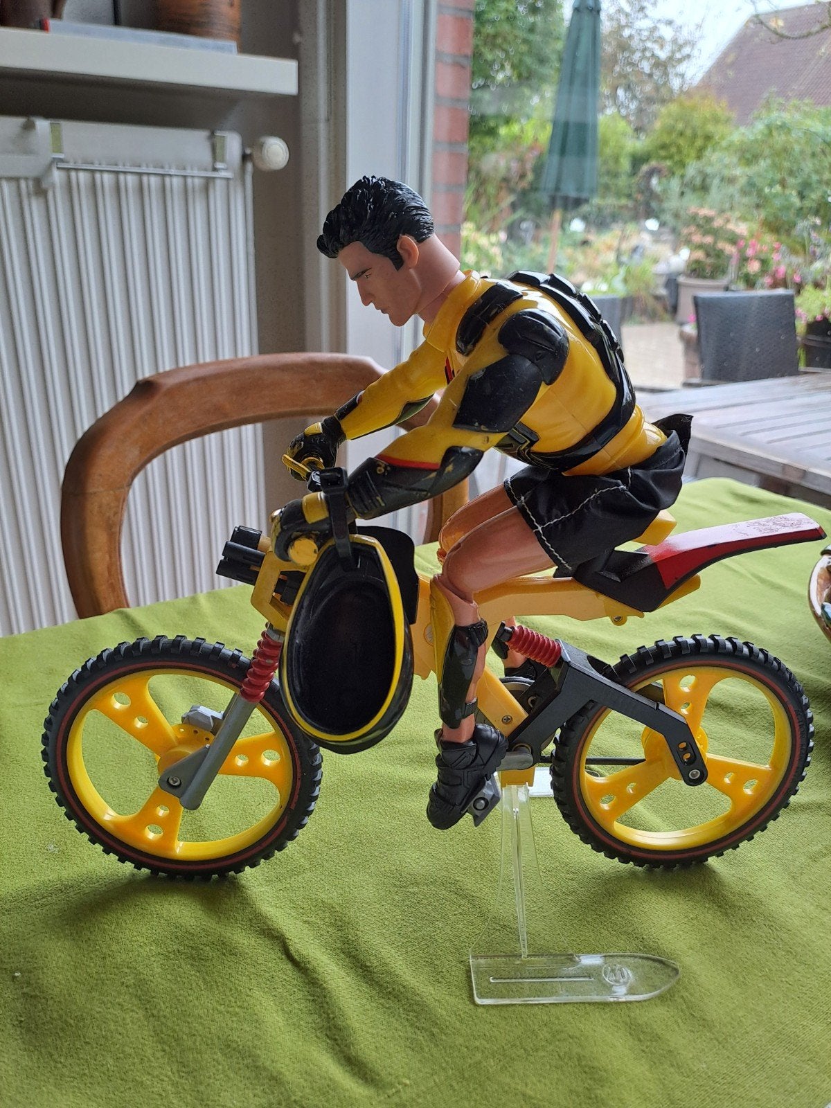 vintage action man pop met helm, fiets en staander, Ophalen of Verzenden, Zo goed als nieuw