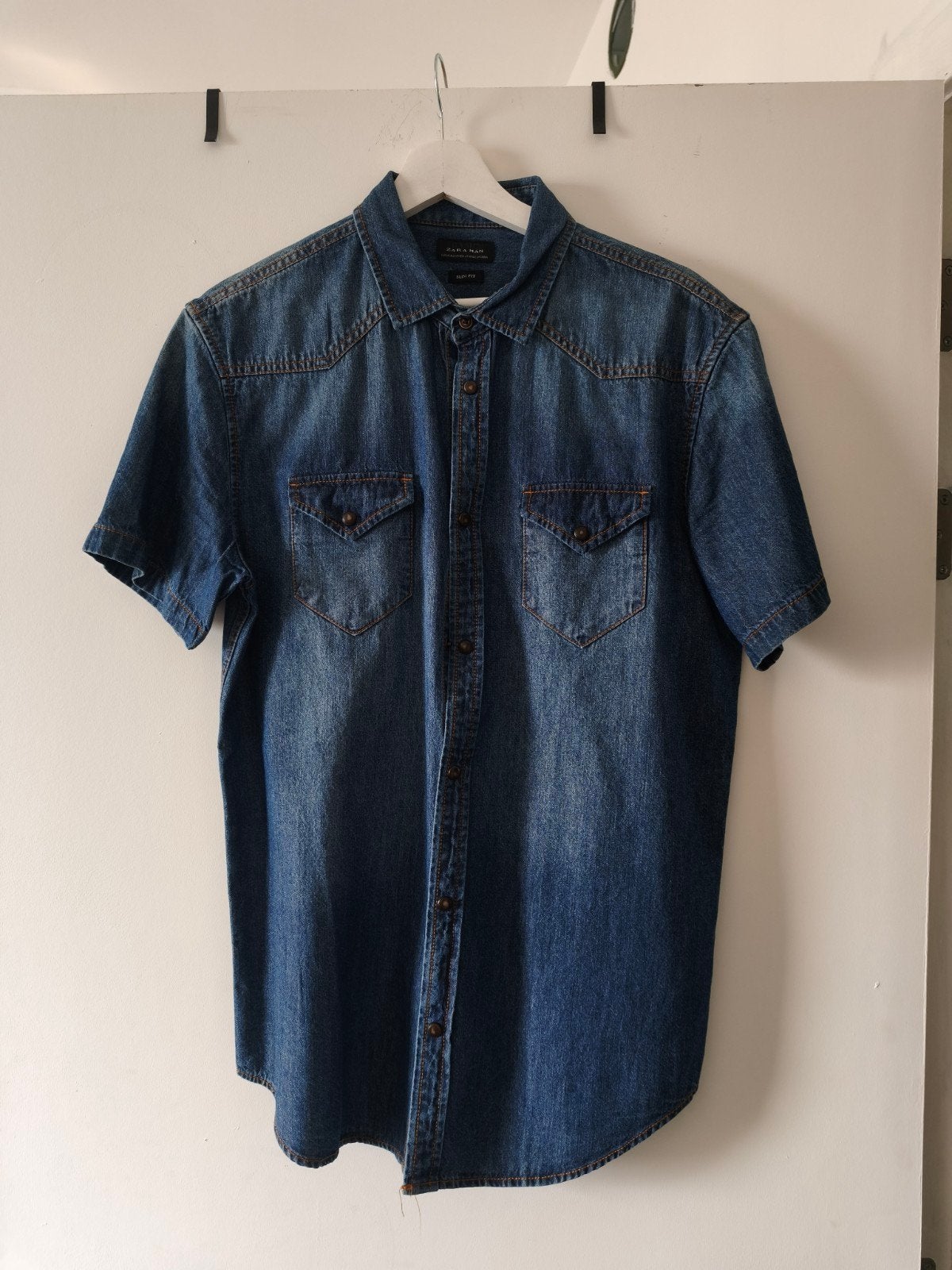 Jeans hemd, Vêtements | Hommes, Chemises, Enlèvement