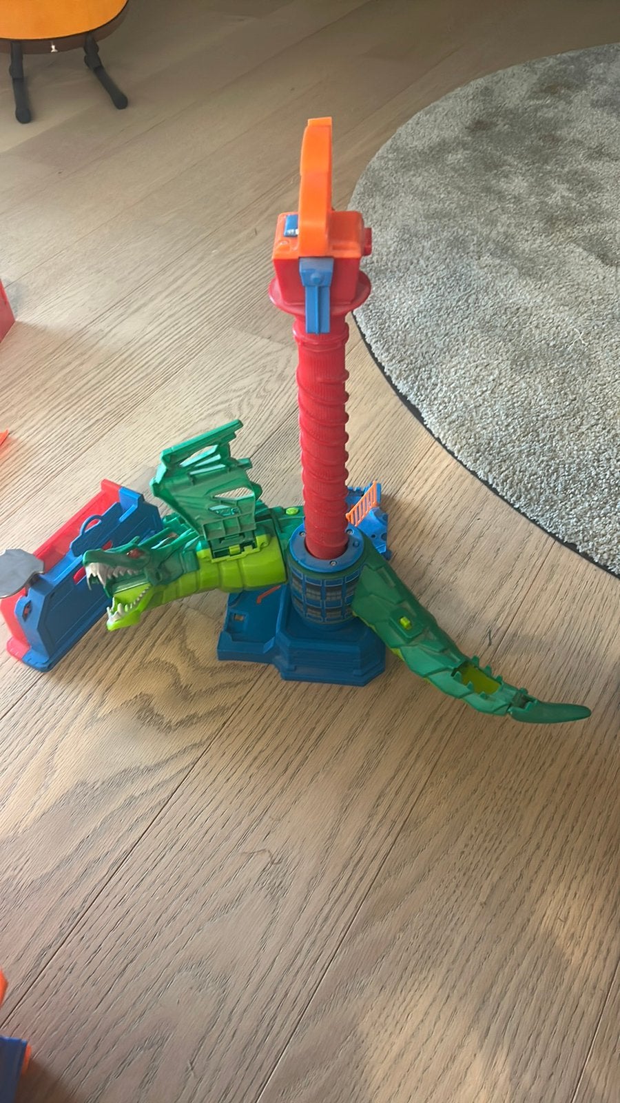 3 hotwheels stuks: draak, racebaan en truck, Ophalen of Verzenden, Zo goed als nieuw, Racebaan