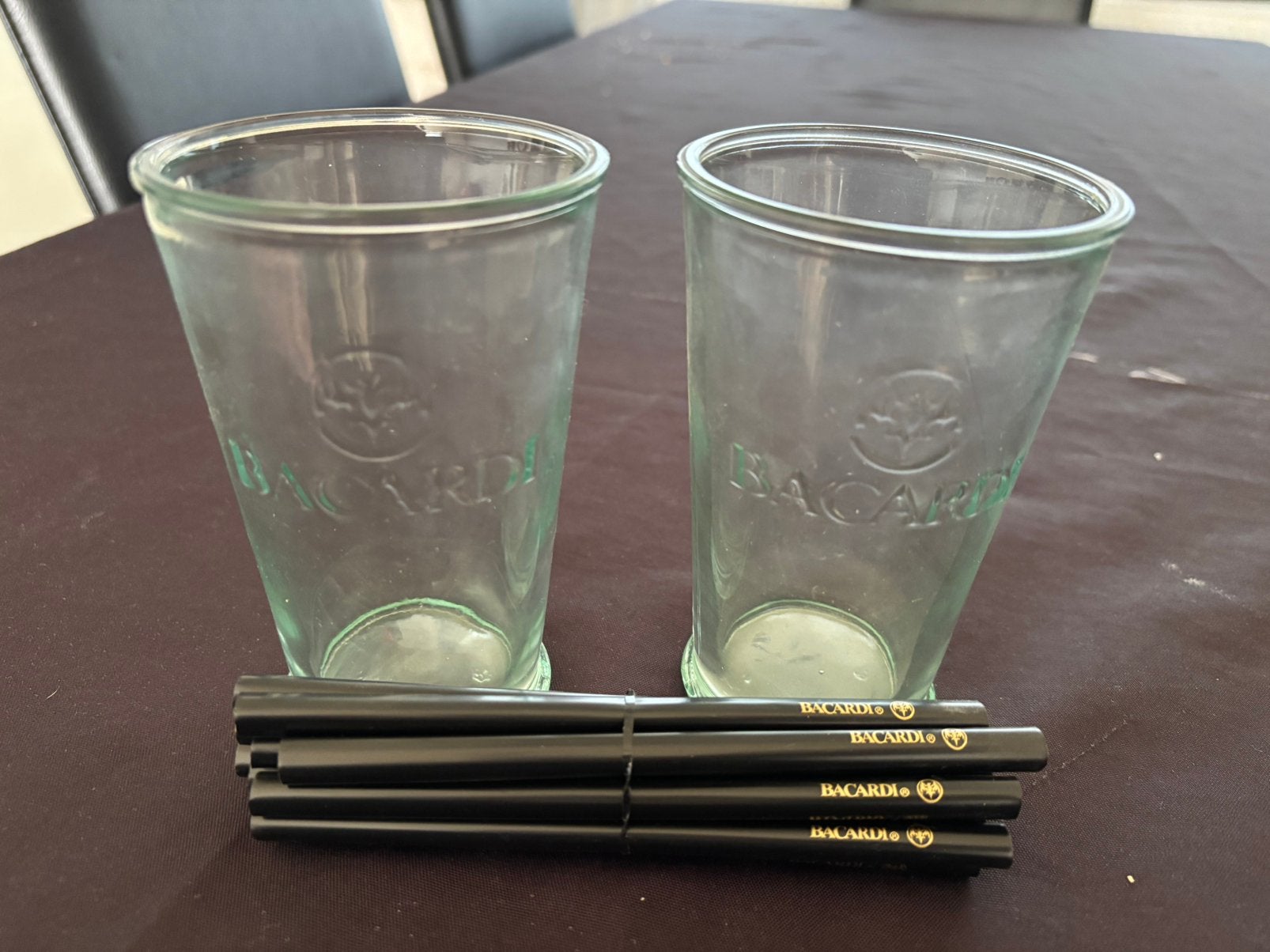 Lot de 2 verres + 10 pailles Bacardi neufs, Collections, Enlèvement ou Envoi, Neuf, Autres types