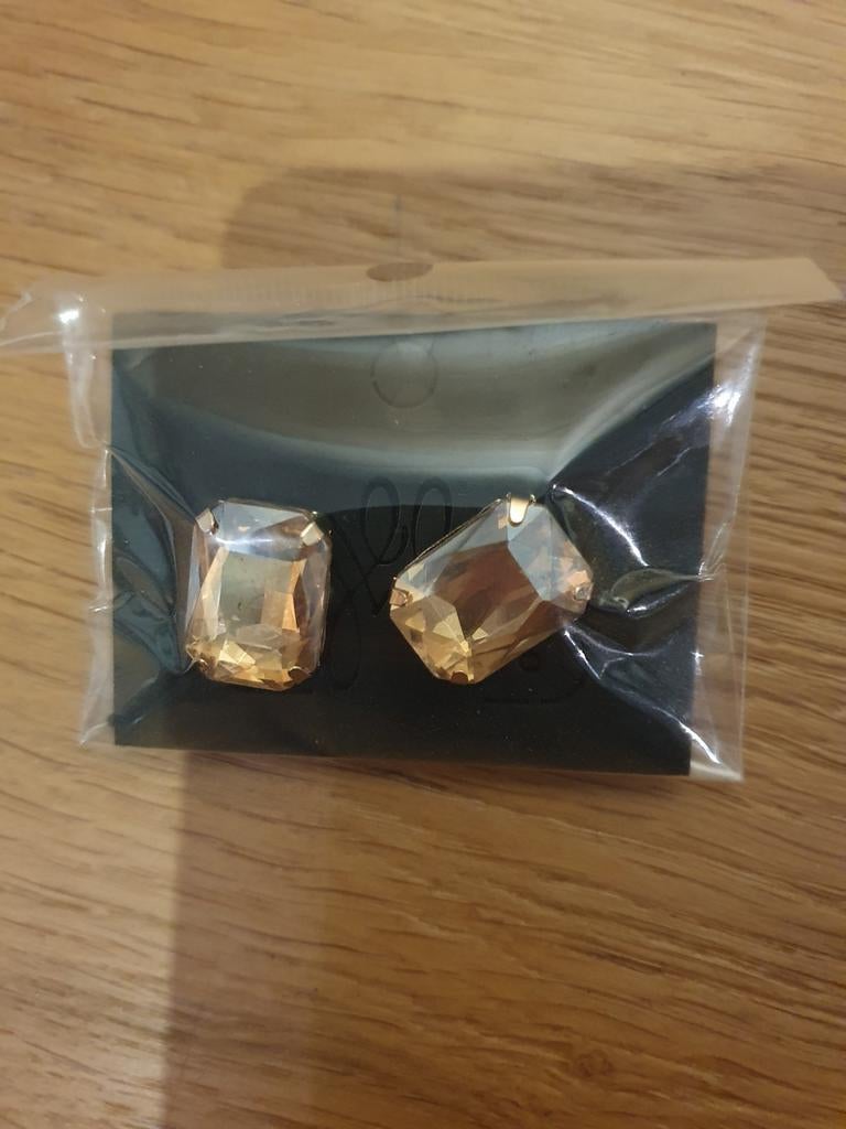 Oorbellen (NIEUW), Ophalen