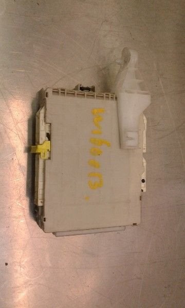 ZEKERINGKAST Toyota Auris (E15) (|8922112481|50115055|), Gebruikt, Toyota
