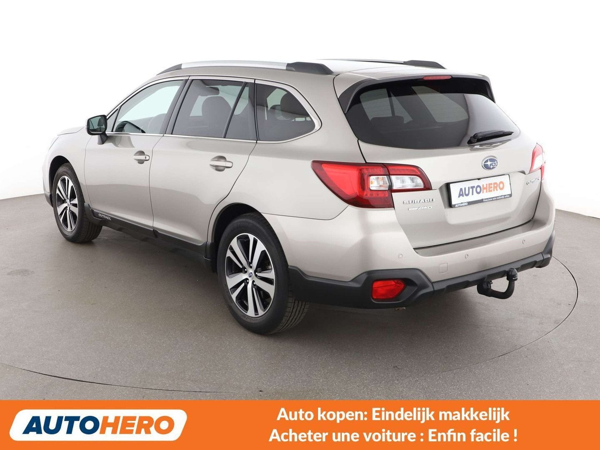 Subaru Outback 2.5 Premium (année de construction 2020), Autos, Cuir, Argent ou Gris, Achat, https://public.car-pass.be/vhr/561d4524-9ff0-4523-b673-edd36d4a5cc1