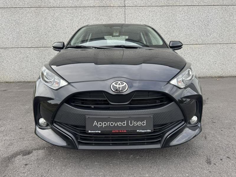 Toyota Yaris 1.5 Hybride CVT Dynamic de direction !, Achat, Euro 6, Ordinateur de bord, Noir