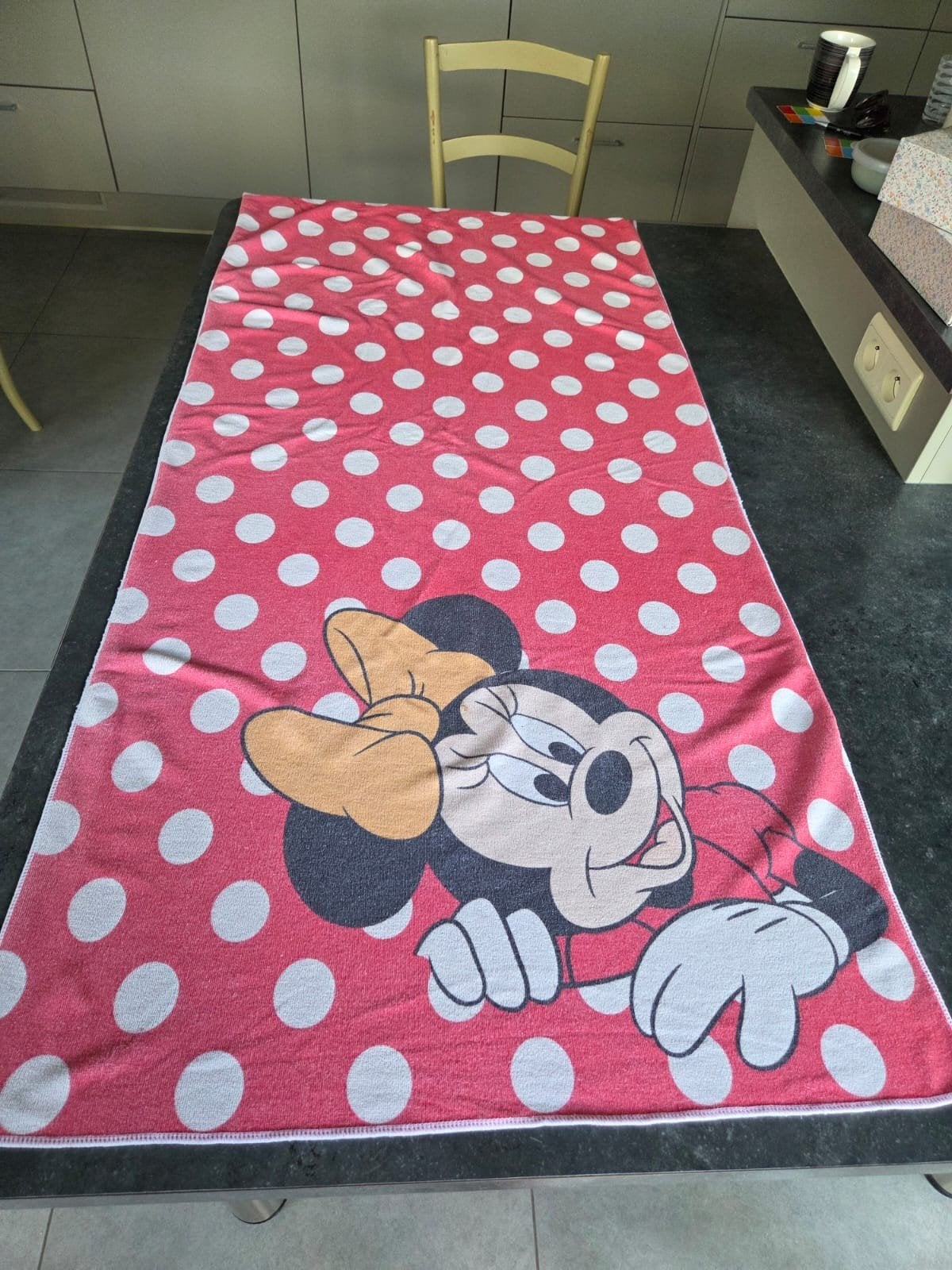 Strandlaken Minnie Mouse (2) 68,5x143,5 cm, Ophalen of Verzenden