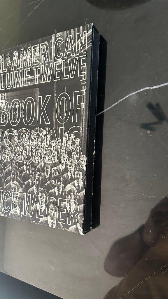 All-American Volume XII : Un livre de leçons — Bruce Weber, Enlèvement ou Envoi, Diverse auteurs, Comme neuf, Photographes