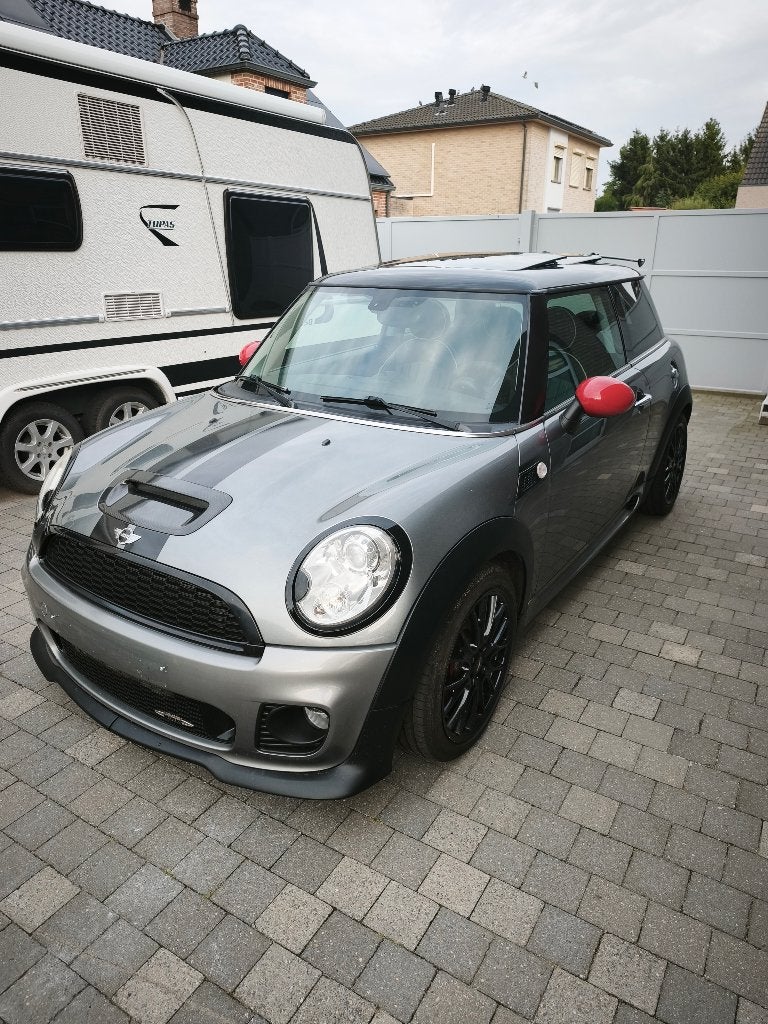 Mini Cooper s met maar 86000km, Auto's, Mini, Zwart, 4 cilinders, 1600 cc, Leder