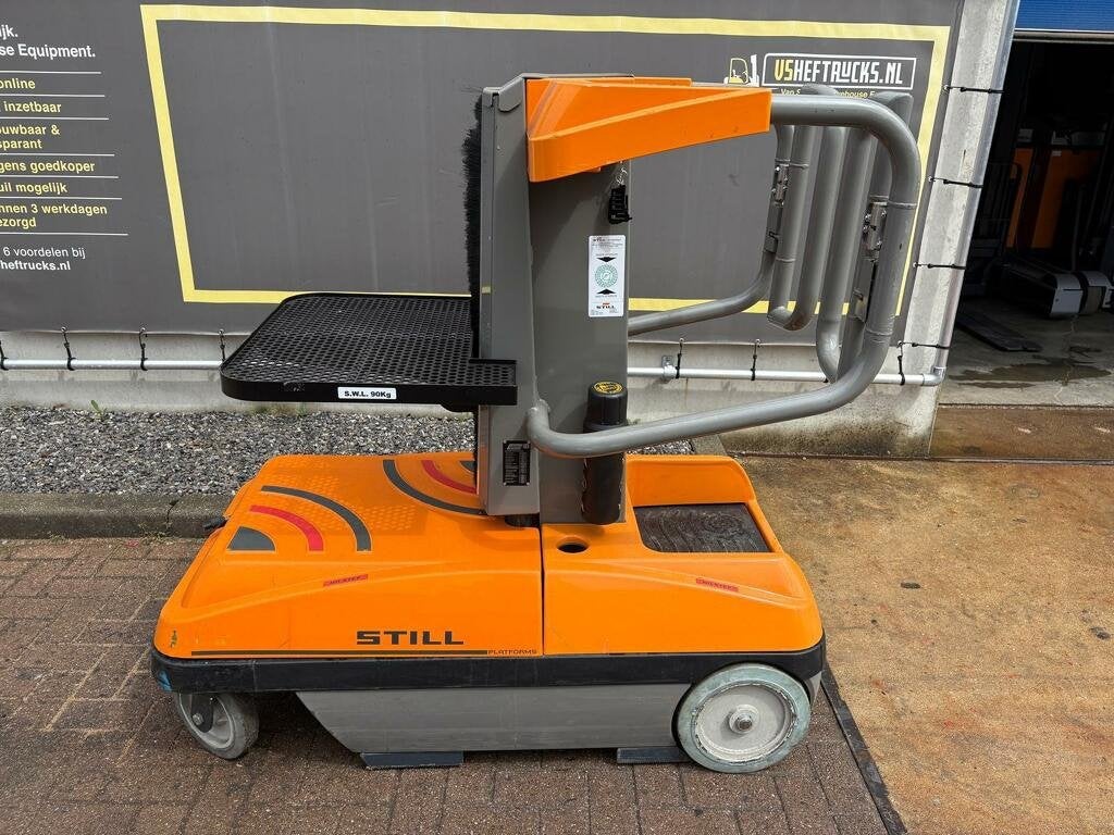 Still LUI Mini s.k, Still GmbH, Info@still.de, Berzeliusstraße 10
D‑22113  Hamburg