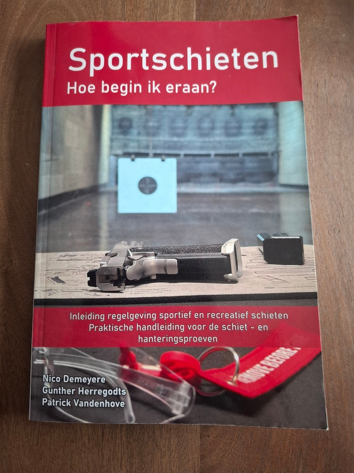 Theorie boek sportschieten., Boeken, Ophalen
