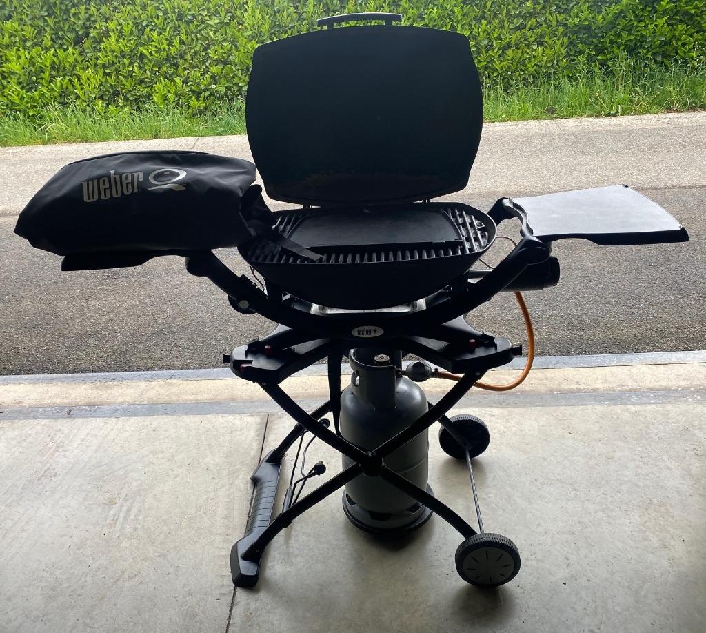 Barbecue WEBER Q2200 (complet), Enlèvement, Utilisé, Weber
