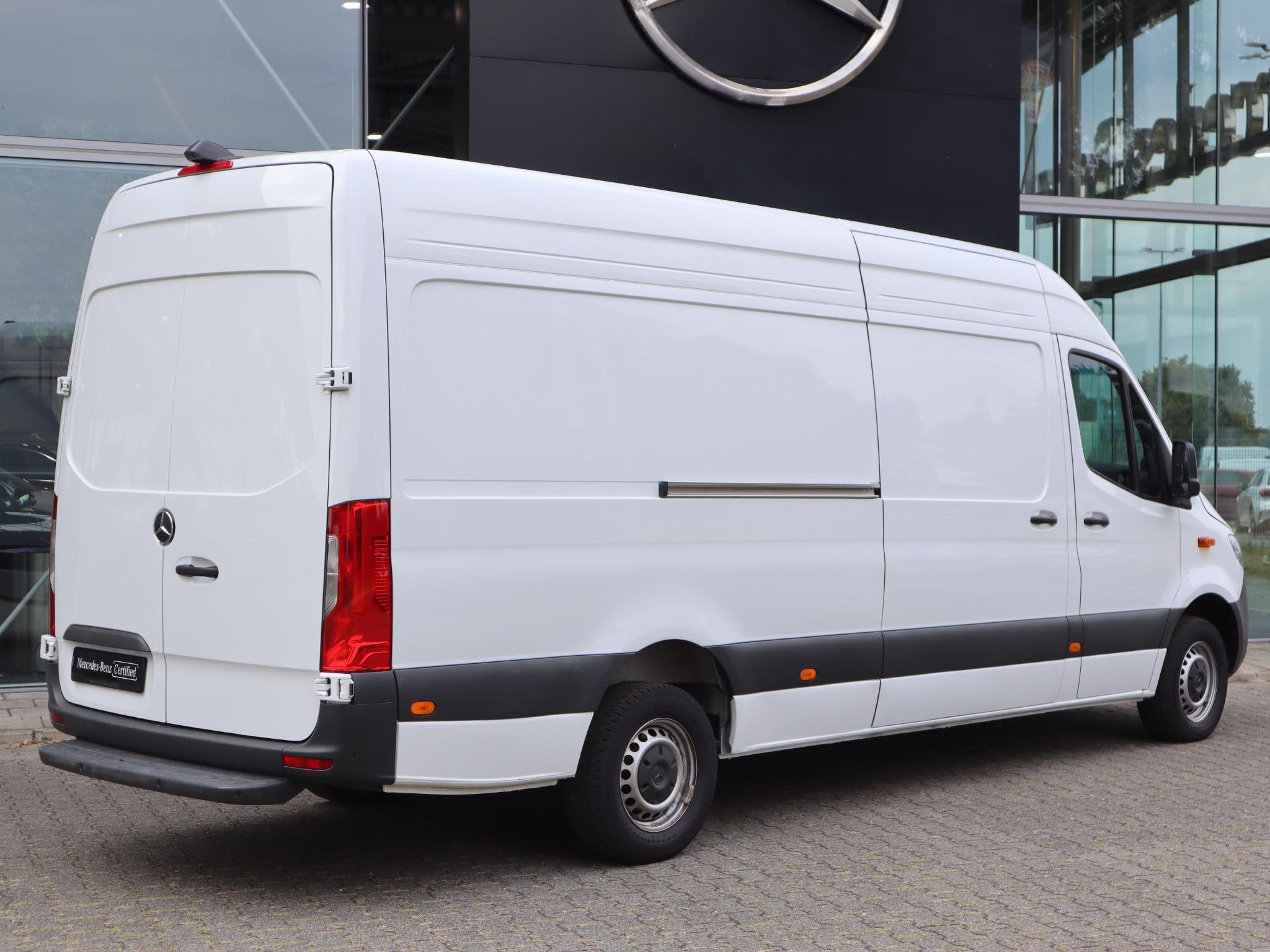 Mercedes-Benz Sprinter 317 CDI L3 LED AUT BETIMMERING, Auto's, Automaat, Euro 6, 4 cilinders, 2000 kg