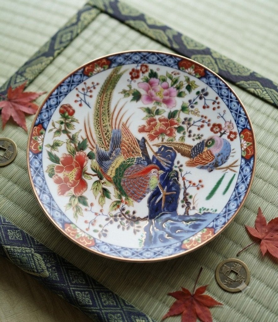 Assiette japonaise en porcelaine Imari par Toyo Eiwa Kinsei, Envoi