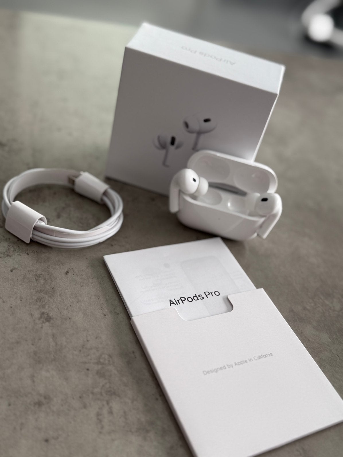 Airpods pro 2 + factuur, Ophalen, In-ear, Snelladen, Nieuw