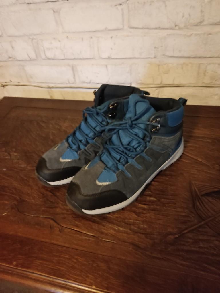 Wandelschoenen maat 39, Ophalen
