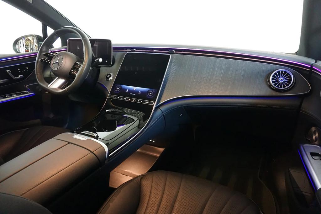 Mercedes-Benz EQE 300 - AMG - RIJASSISTENTIE - HEAD-UP DISPL, Auto's, Automaat, Gebruikt, Zwart, Zwart