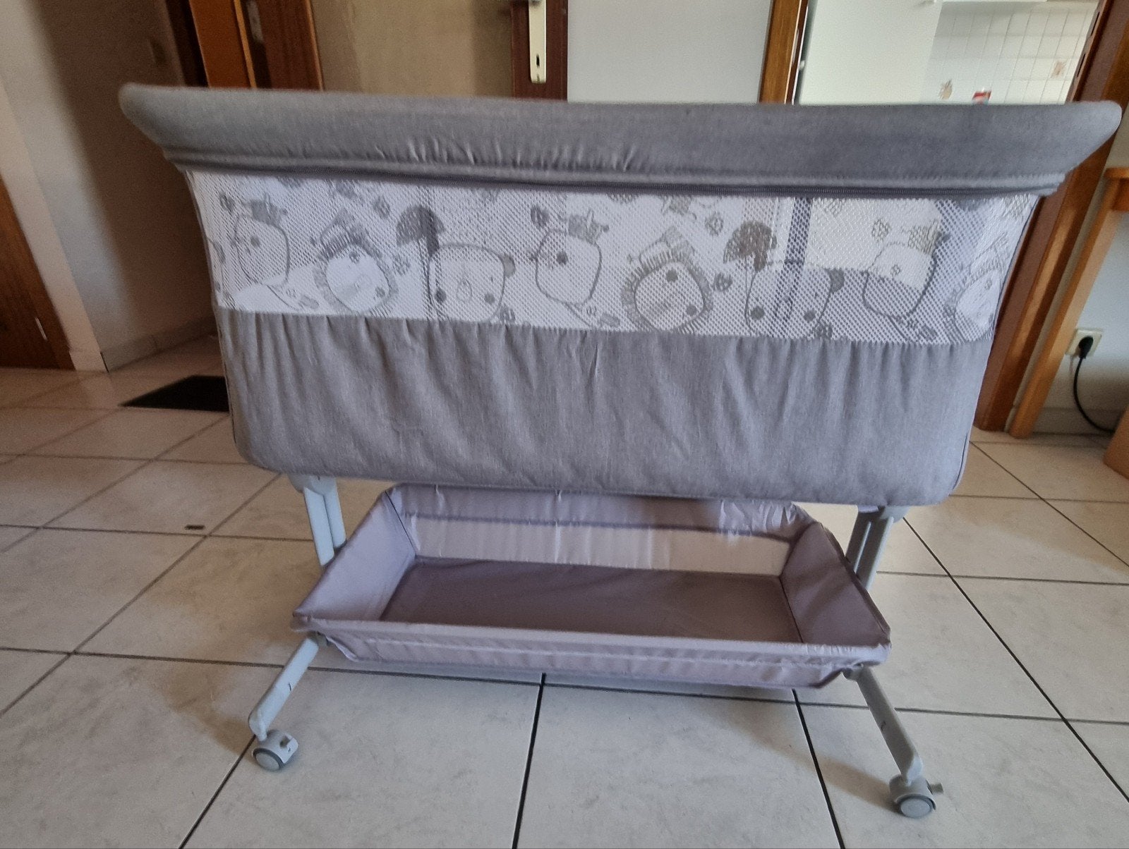 Lit bébé en bon état, Enlèvement, Comme neuf, Berceau