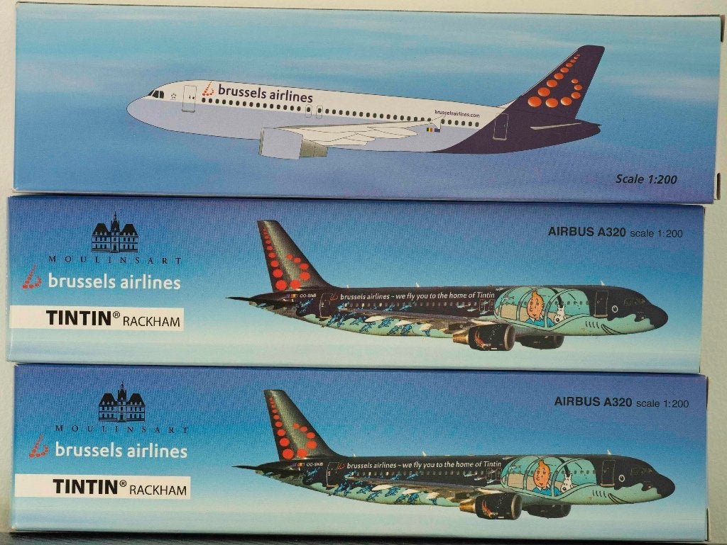 Avions miniatures, Enlèvement, Neuf