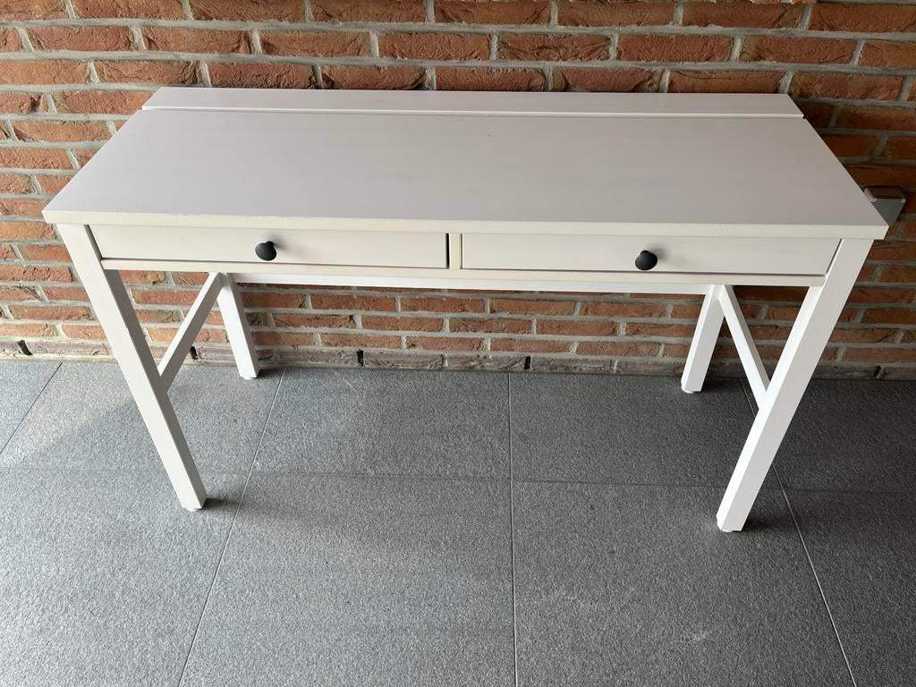 Bureau/toilettafel ikea, Ophalen, Gebruikt