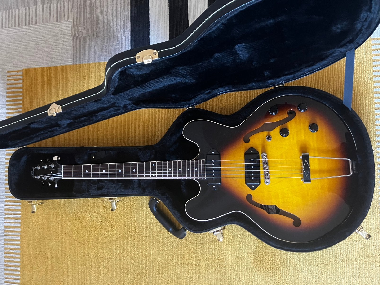 The Heritage H530, Musique & Instruments, Enlèvement, Comme neuf