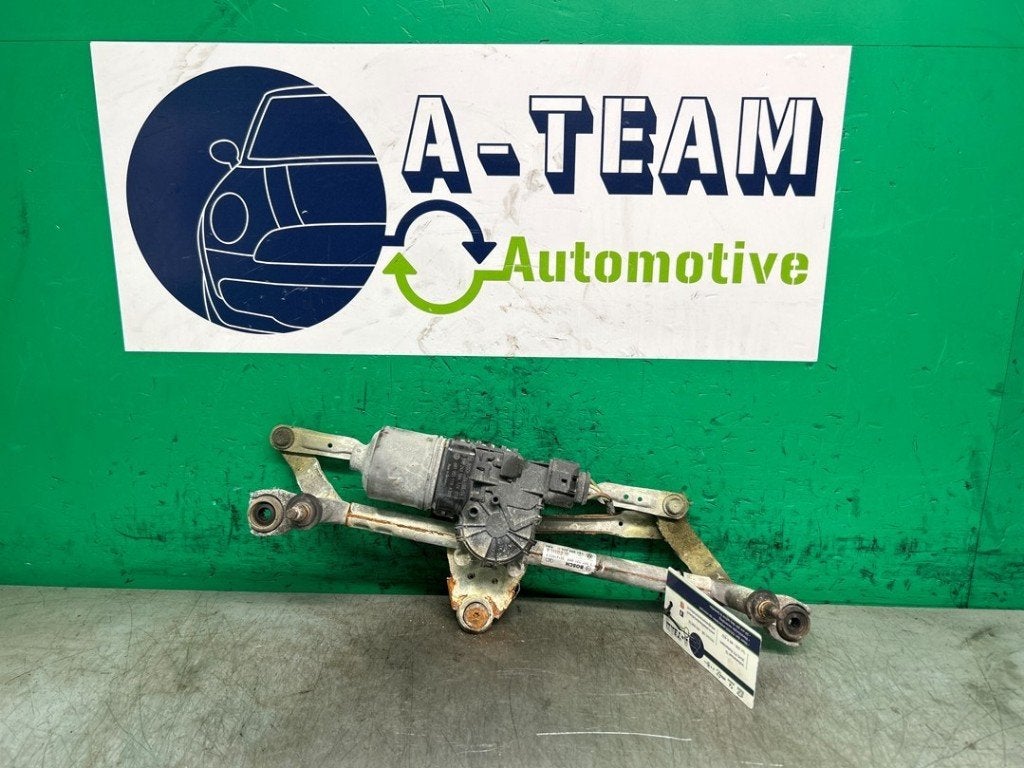MOTEUR + TRINGLERIE ESSUIE GLACE AVANT Volkswagen Up! (121), Autos : Pièces & Accessoires, Volkswagen, Volkswagen AG, Utilisé