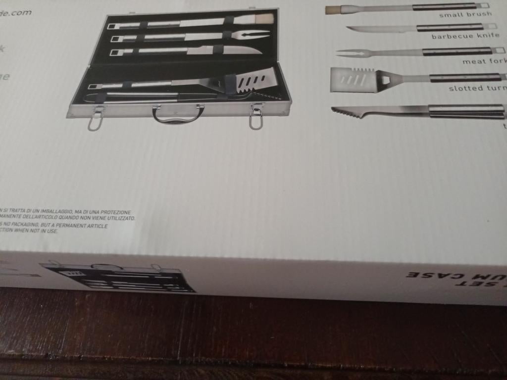 2  volledig nieuwe koffers  BBQ Accessoires e, Ophalen of Verzenden