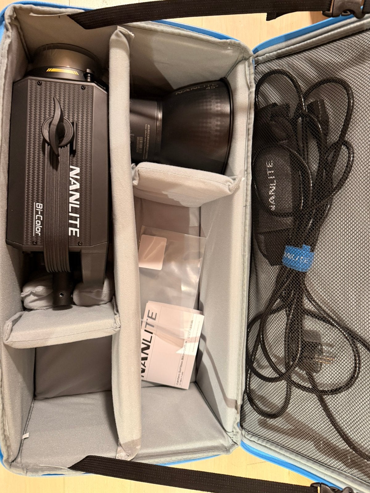 Nanlite FS 300b met lantern en softbox, TV, Hi-fi & Vidéo, Photo | Flash, Enlèvement, Comme neuf