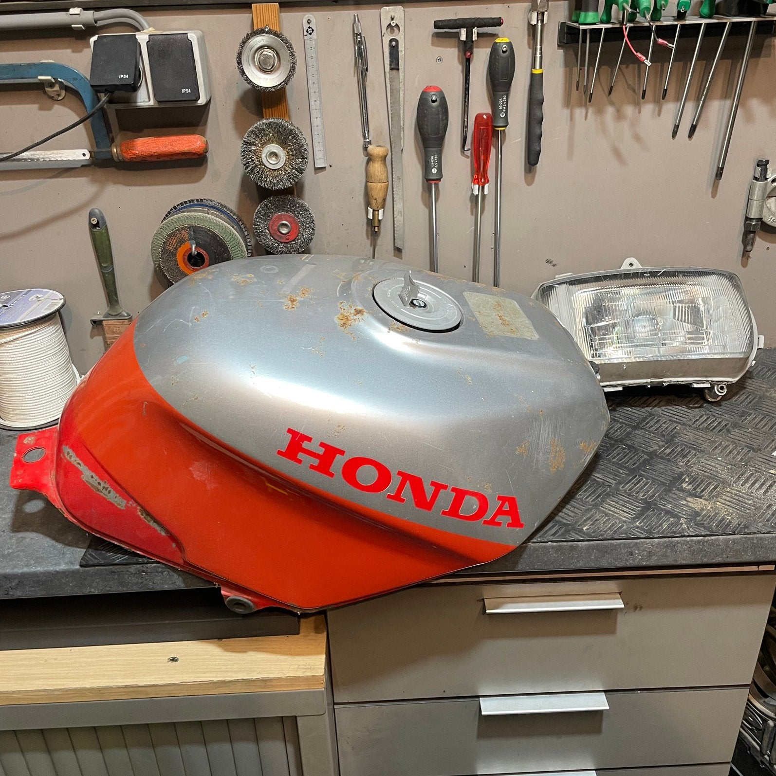 Honda cbr 600 pc19 tank en koplamp, Ophalen of Verzenden, Gebruikt