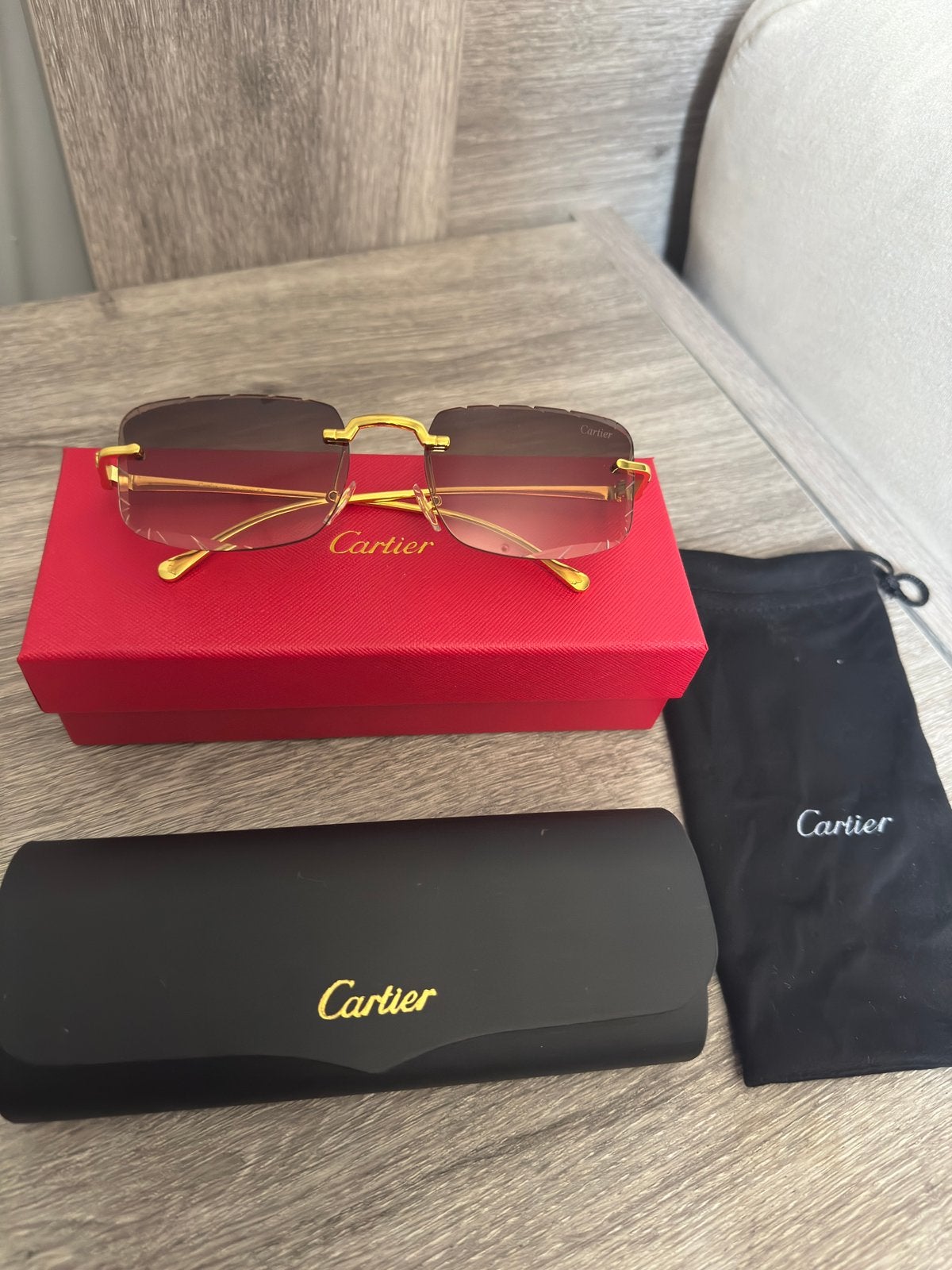 Lunettes de soleil Cartier, Enlèvement, Comme neuf, Lunettes