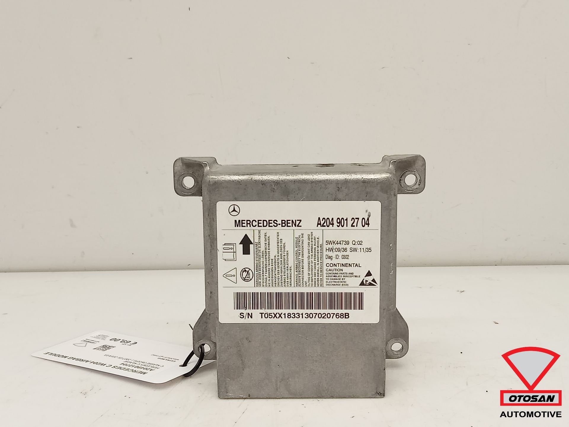 Module airbag Mercedes Classe C W204 A2049012704, Mercedes-Benz AG, Mercedes-Benz, Utilisé, Mercedesstrasse 120
70372  Stuttgart, DE