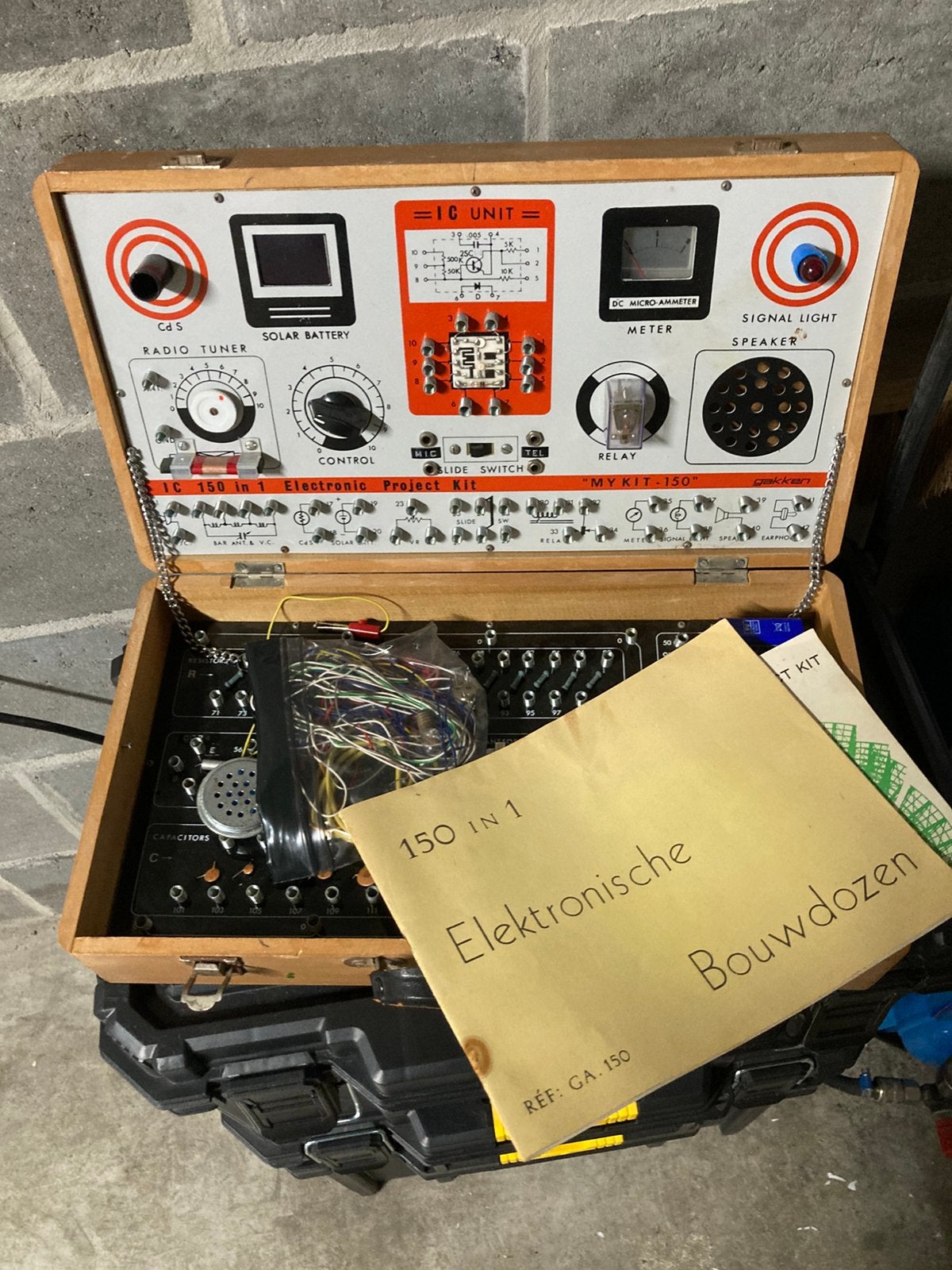 Hobby doos antiek, Boeken, Ophalen, Zo goed als nieuw