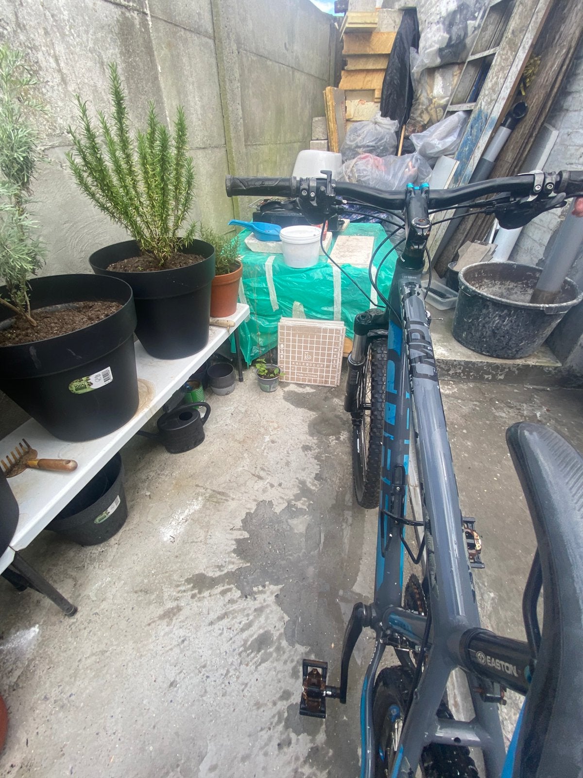 Velo VTT, Frein sur jante, Moins de 10 vitesses, 57 à 61 cm, Comme neuf