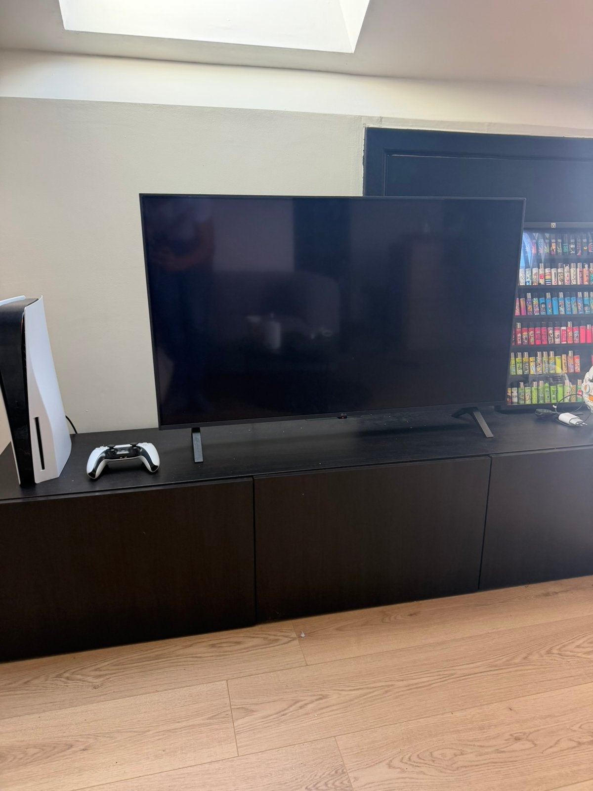 LG 43" 4K UHD Smart TV webOS — als nieuw (2025), Ophalen, Zo goed als nieuw