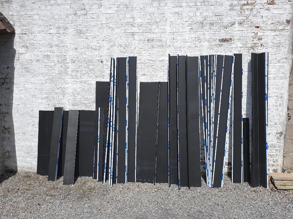 Lot de pièces de zinc noir (zinguerie bâtiment), Bricolage & Construction, Enlèvement, Comme neuf