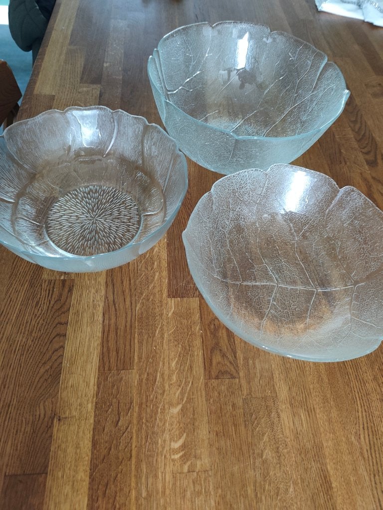 Grote glazen kommen, Ophalen, Kom(men)