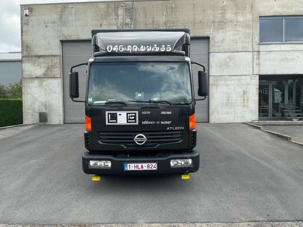 Nissan Atleon TK5615 Camion Box 2009, Autos, Autres marques, Achat, Entreprise, Autres carburants