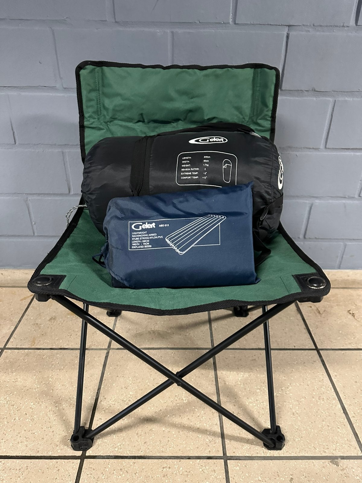 Campingartikelen  Gebert (Stoel, slaapzak, luchtmatras), Enlèvement