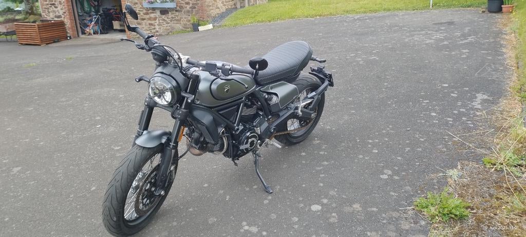 Ducati Scrambler Nightshift, Motoren, Handvatverwarming, 2 cilinders, Particulier, Meer dan 35 kW
