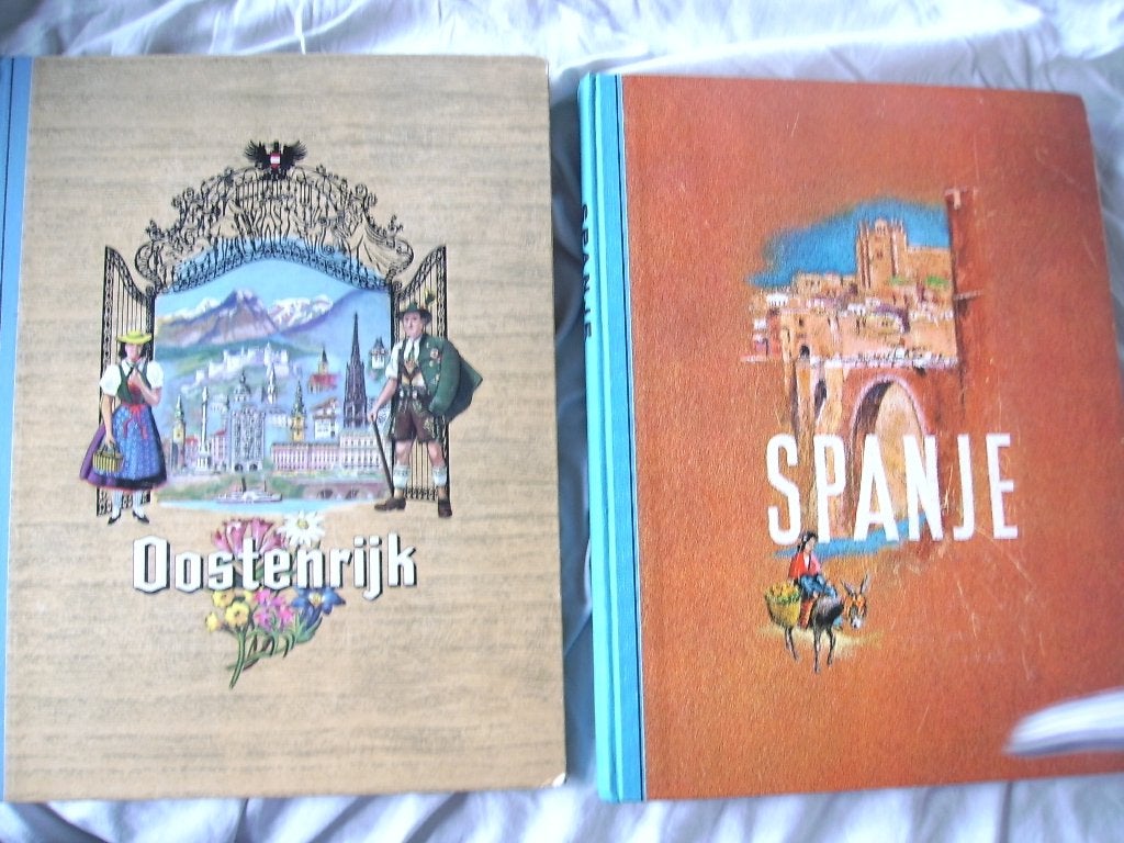 douwe egberts boeken spanje en oostenrijk, Ophalen of Verzenden, Gelezen, Prentenboek