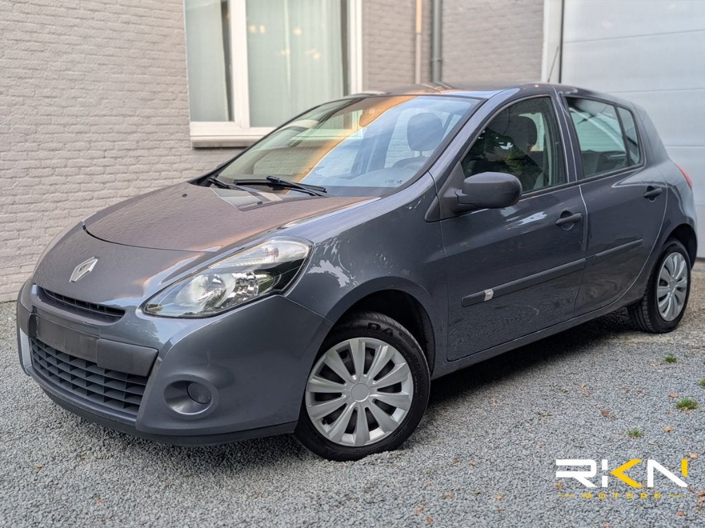 Renault Clio, 139 g/km, Entreprise, Boîte manuelle, Noir